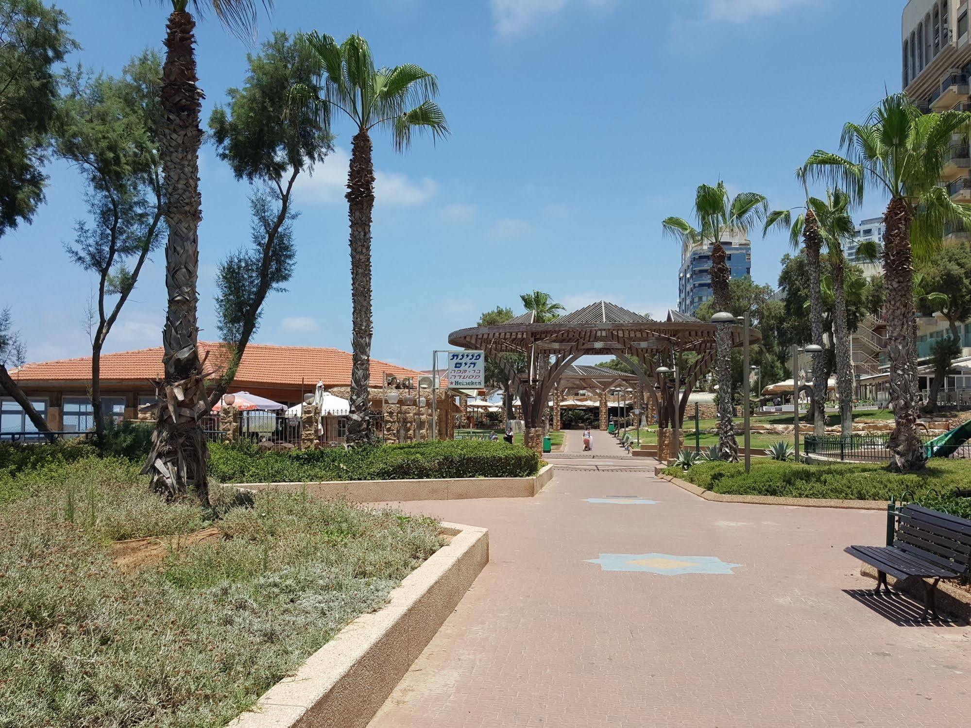 Netanya Motel Pierre المظهر الخارجي الصورة